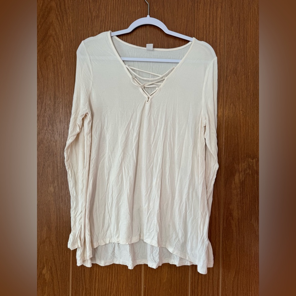 Old Navy Cream Long Sleeve V-Neck Top